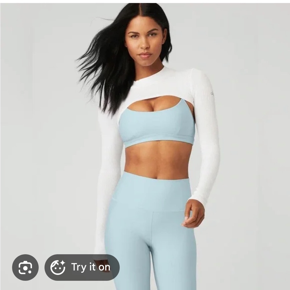 Alo Yoga White thrill seeker ribbed long sleeve shrug